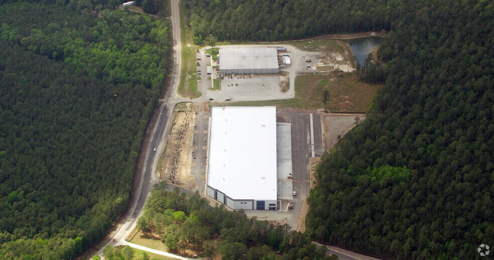 More Photos Of 394 Fort Argyle Rd, Savannah Distribution For Lease