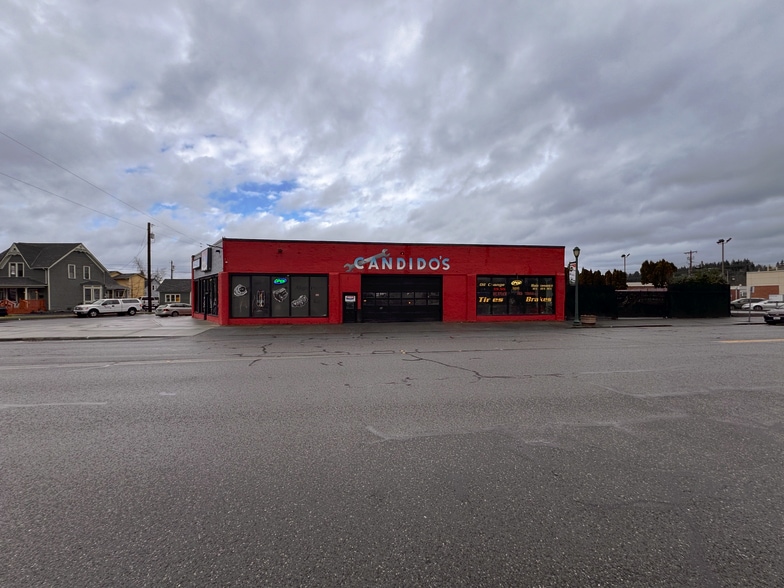 More Photos Of 225 W Main St, Monroe General Retail For Sale