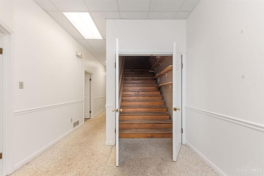 More Photos Of 112 Main St, Ripley General Retail For Sale