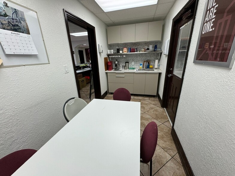 More Photos Of 11379-11399 NW 122nd St, Medley Warehouse For Sale