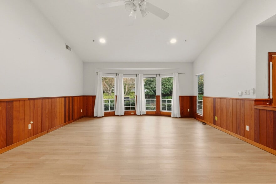 More Photos Of 24954 Cypress Ave, Hayward Multifamily For Sale