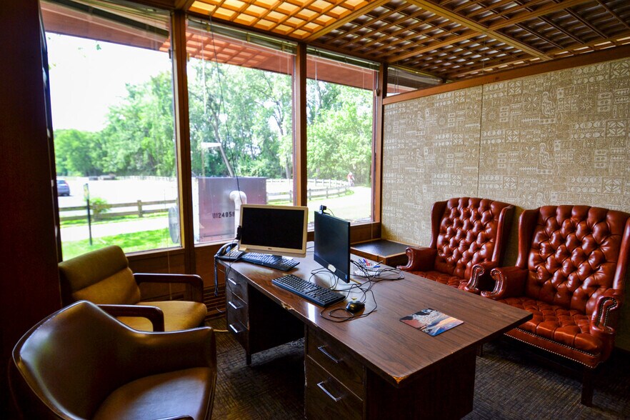 More Photos Of 1375 Dublin Rd, Columbus Office For Sale