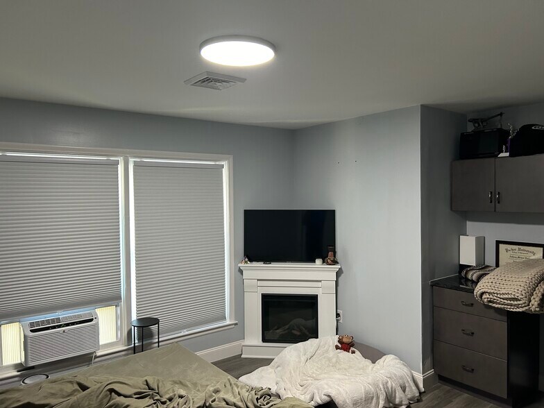 More Photos Of 270 Friedensburg Rd, Reading Medical For Sale