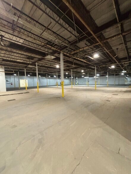 More Photos Of 1200 W Martin Luther King Blvd, Plant City Unknown For Lease