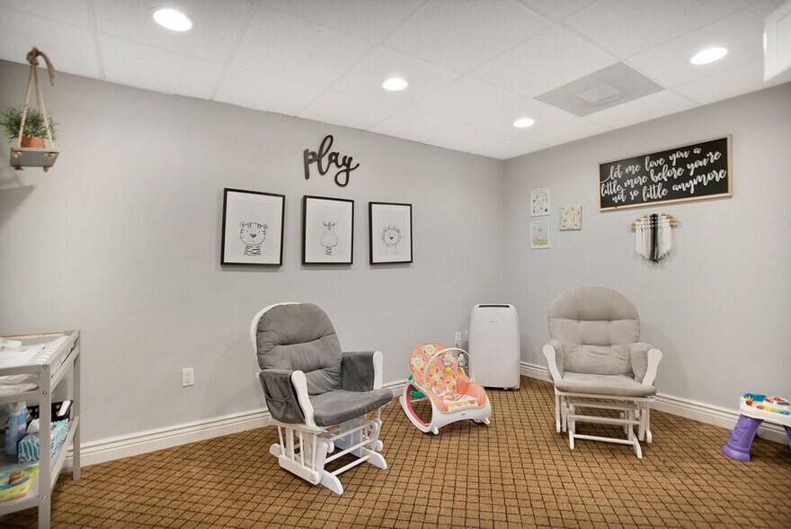 More Photos Of 37143 Clinton Ave, Dade City Light Distribution For Sale