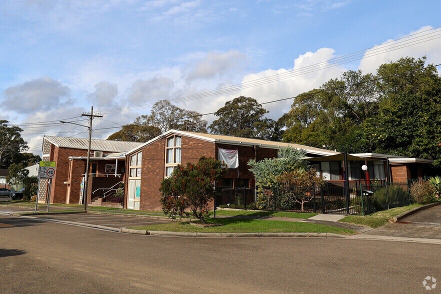 Primary Photo Of 2 Chipilly Ave, Engadine Office For Sale