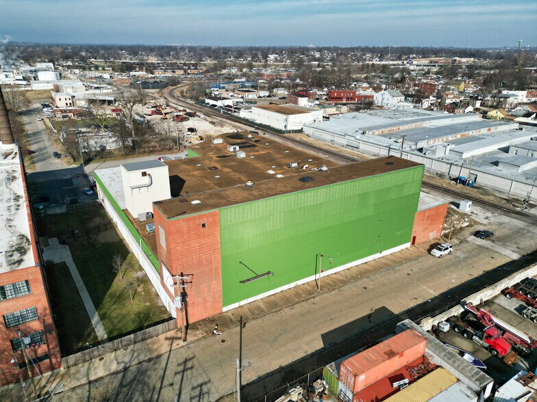 More Photos Of 8029 Michigan Ave, Saint Louis Industrial For Sale