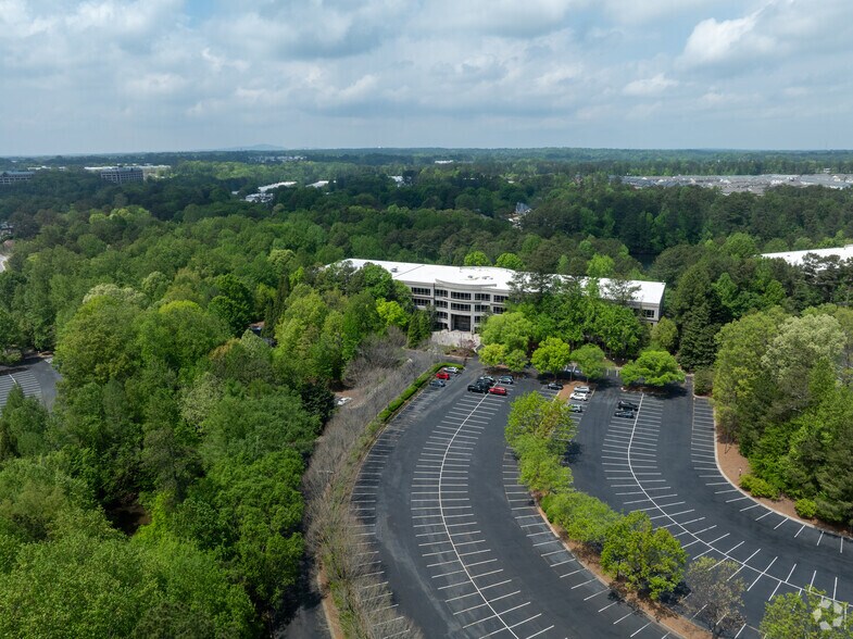 More Photos Of 1145 Sanctuary Pky, Alpharetta Office For Lease