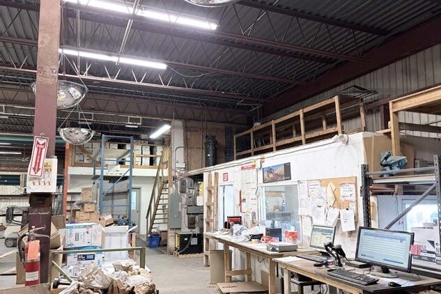 Primary Photo Of 525 Glengarry, Fergus Light Manufacturing For Lease