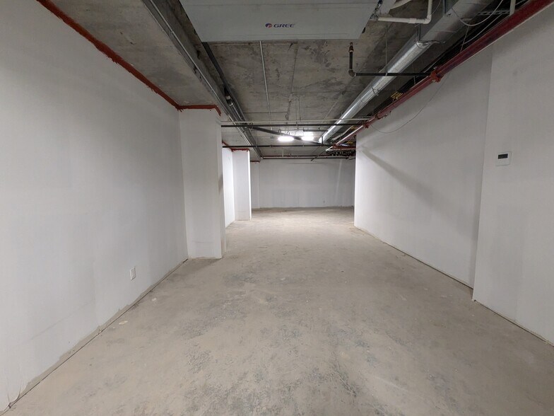 More Photos Of , Rego Park Multifamily For Sale