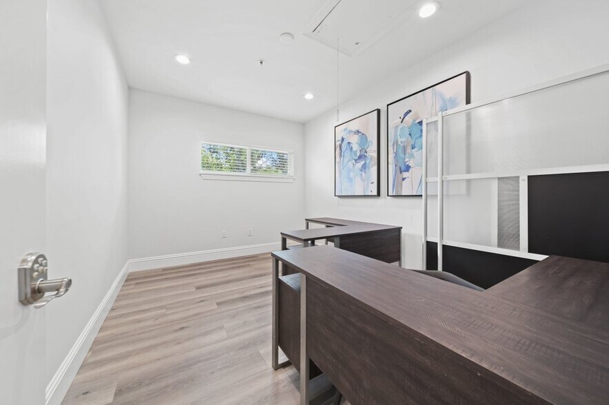 More Photos Of 3322 SE Gran Park Way, Stuart Warehouse For Sale
