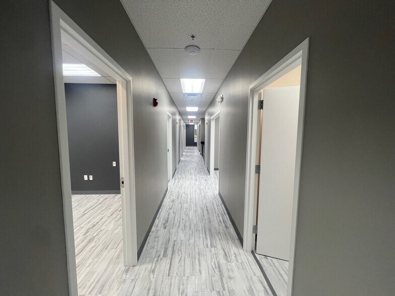 More Photos Of 4260 Glendale Milford Rd, Blue Ash Medical For Lease