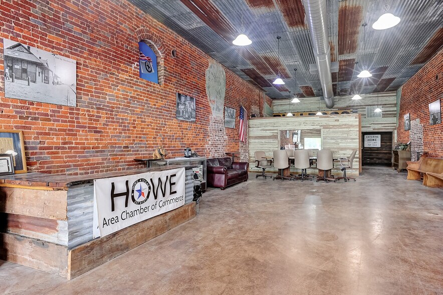 More Photos Of 101 Haning, Howe Storefront For Sale