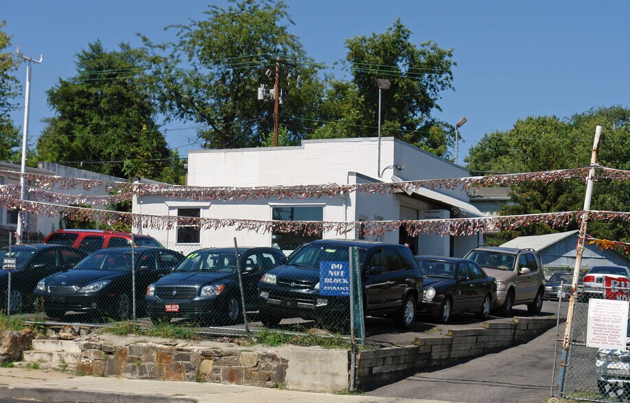 More Photos Of , Baltimore General Retail For Sale