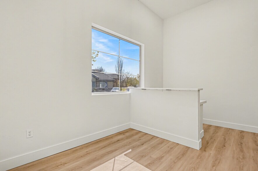 More Photos Of 3140 W Belltower Dr, Meridian Office For Lease