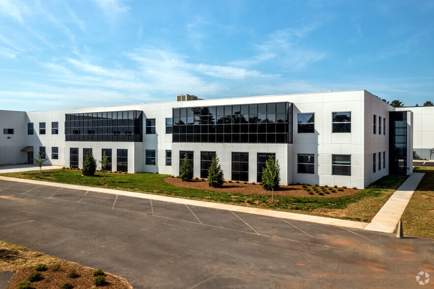 More Photos Of 1800 Overview Dr, Rock Hill Warehouse For Sale