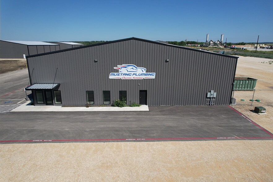 More Photos Of 729 Soechting rd, New Braunfels Industrial For Sale