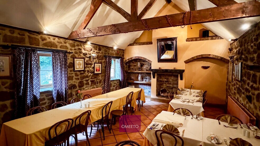 More Photos Of Bridge Foot, Belper Hotel For Sale