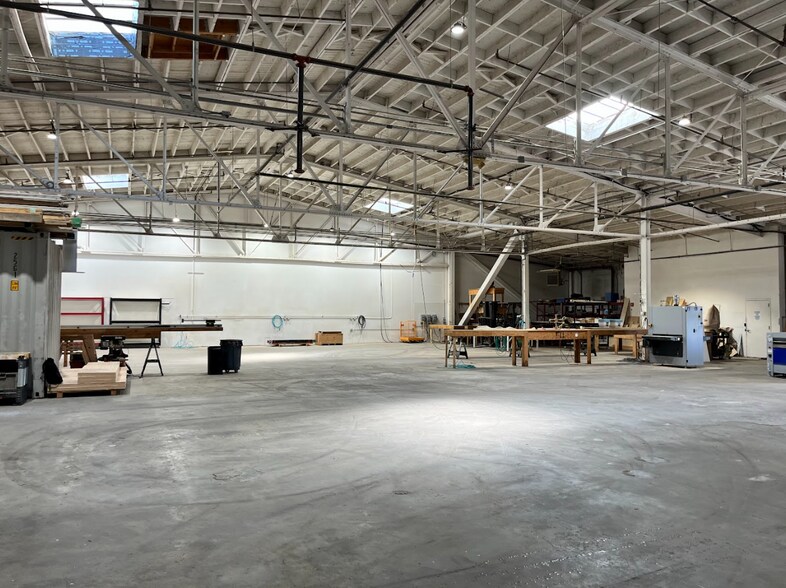 More Photos Of 1850 Campbell St, Oakland Light Distribution For Lease