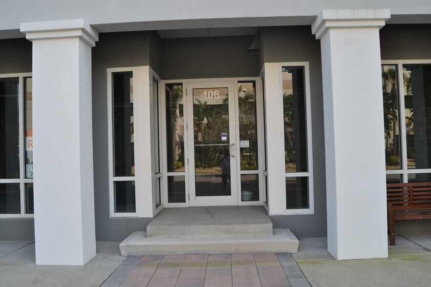 More Photos Of 300 State St E, Oldsmar Apartments For Lease