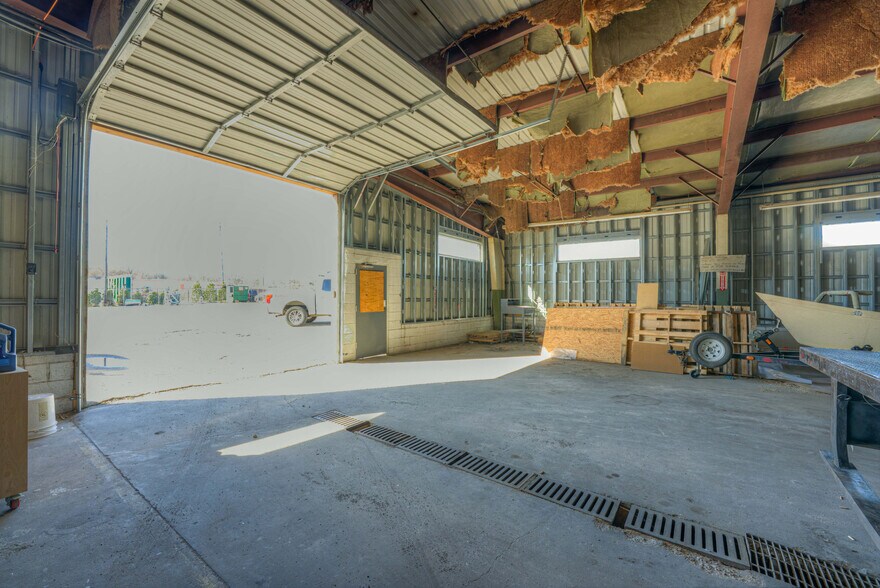 More Photos Of 2509-2519 Summer Ave, Memphis Flex For Sale