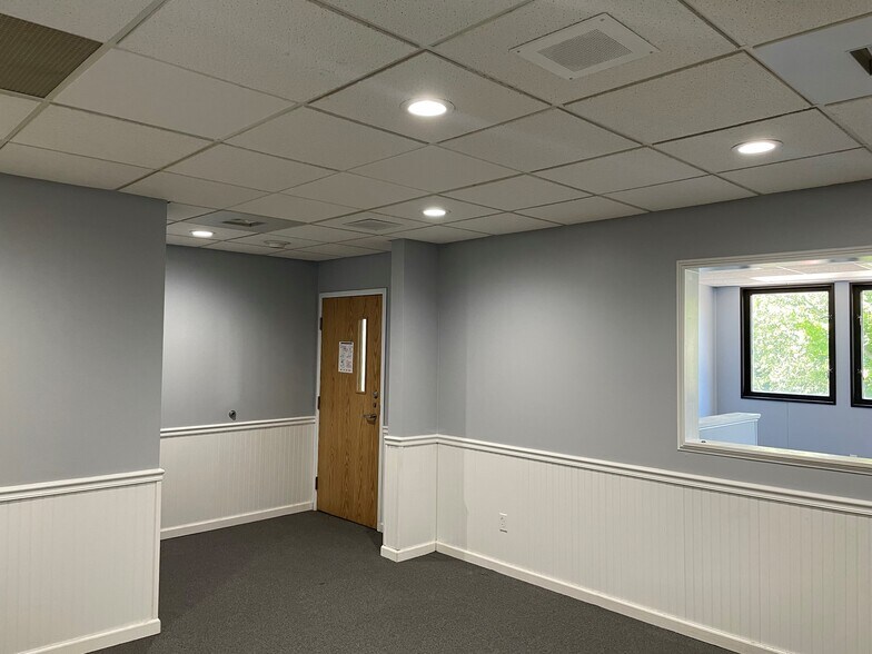 More Photos Of 80 Mill River St, Stamford Medical For Lease