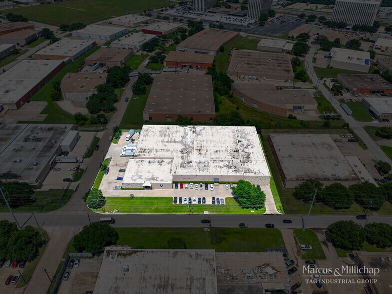 More Photos Of 8888 Governors Row, Dallas Warehouse For Sale