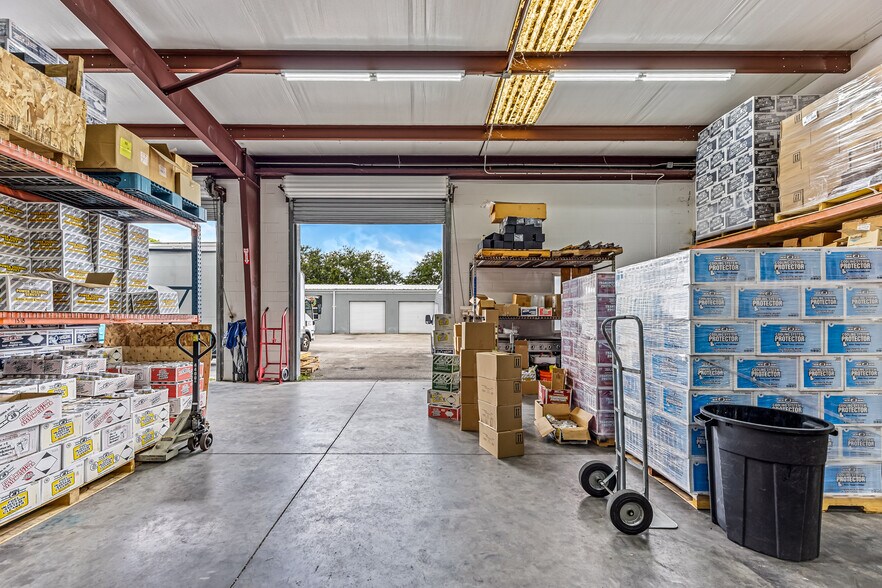 More Photos Of 3195 New York Ave, Melbourne Warehouse For Lease