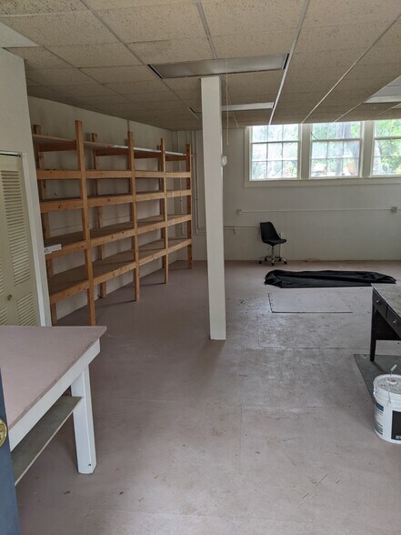 More Photos Of 14-16 Ruxton Ave, Manitou Springs Storefront Retail Residential For Lease