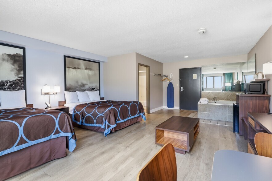 More Photos Of 7680 Niagara Falls Blvd, Niagara Falls Hotel For Sale