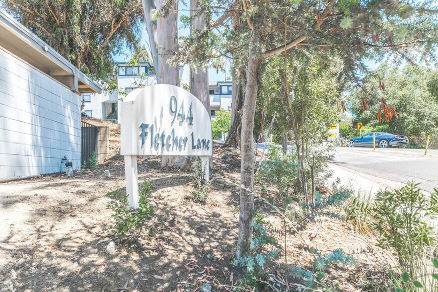More Photos Of 944 Fletcher Ln, Hayward Apartments For Sale