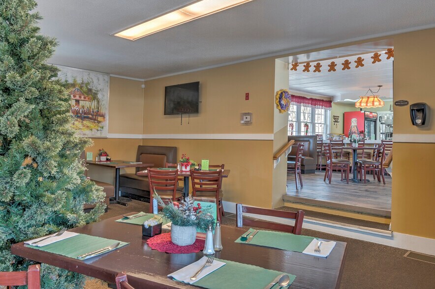 More Photos Of 10 NH Route 12 S, Fitzwilliam Restaurant For Sale