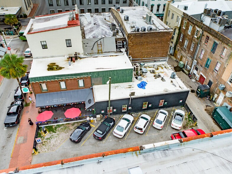 More Photos Of 111 W Congress St, Savannah Storefront Retail Office For Sale