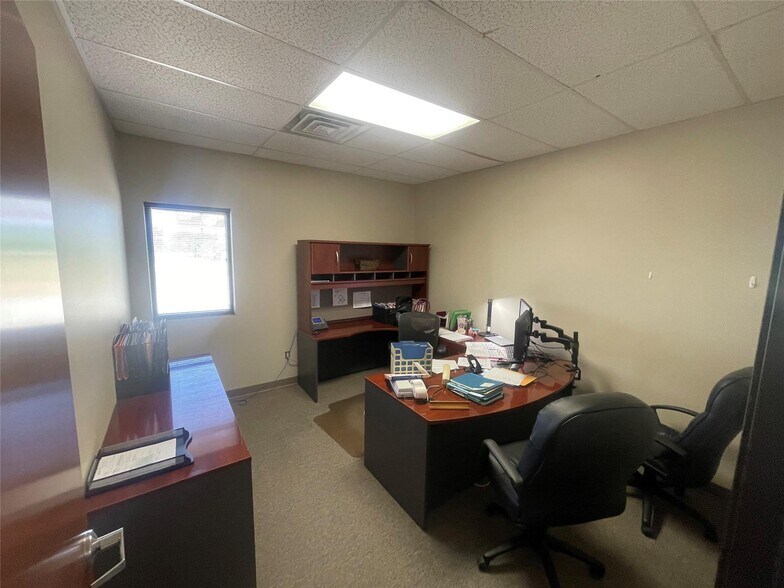 More Photos Of 3428 Interstate 20, Stanton Office For Sale
