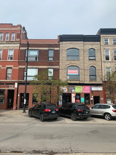 More Photos Of 1860-1862 S Blue Island Ave, Chicago Storefront Retail Office For Lease
