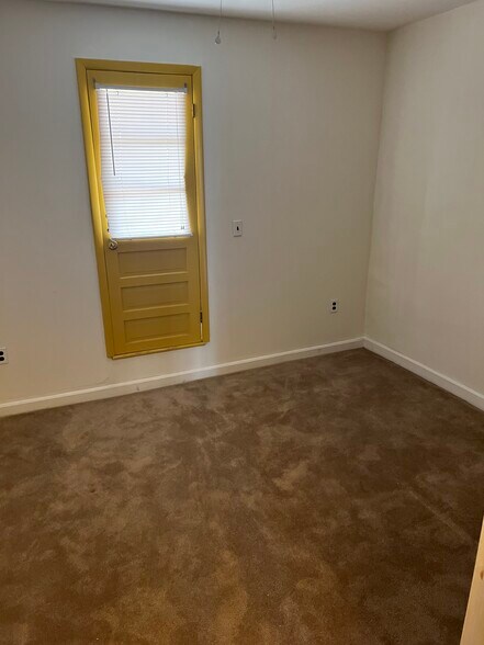 More Photos Of 1010 Winton St, Philadelphia Multifamily For Sale