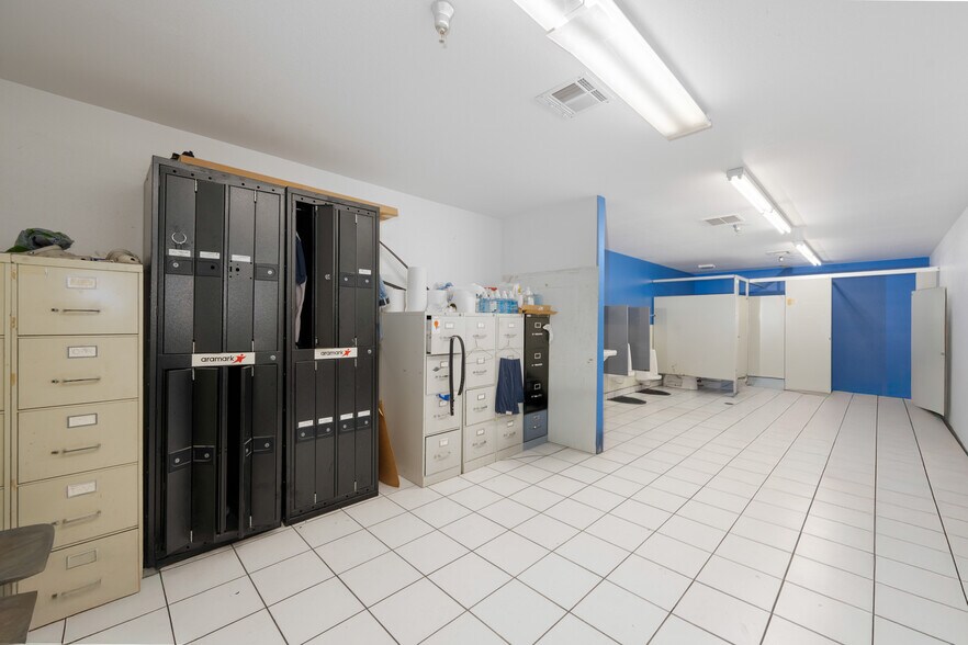 More Photos Of , La Mesa General Retail For Sale