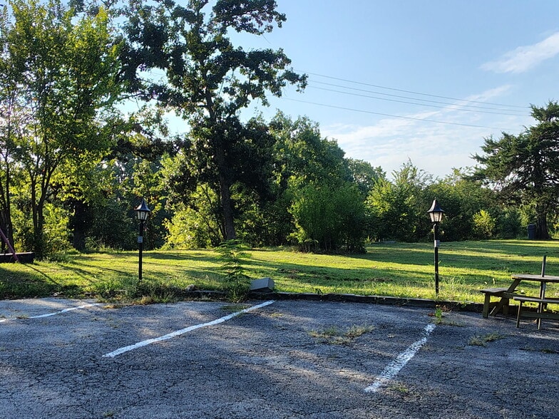 More Photos Of 10770 E State Highway 76, Branson West Hotel For Sale