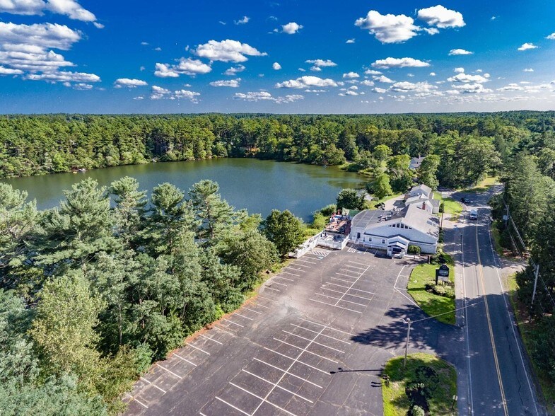 More Photos Of 300 Center St, Pembroke Restaurant For Sale