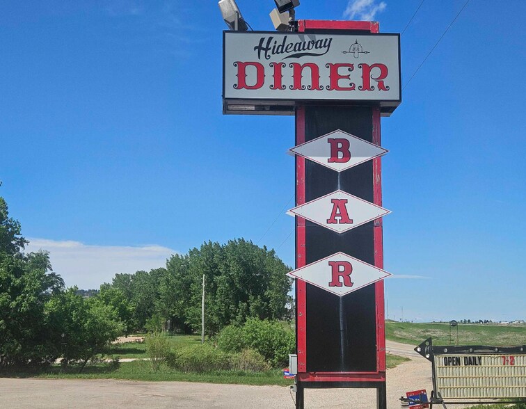 More Photos Of 1401 Laurel Ave, Whitewood Restaurant For Sale