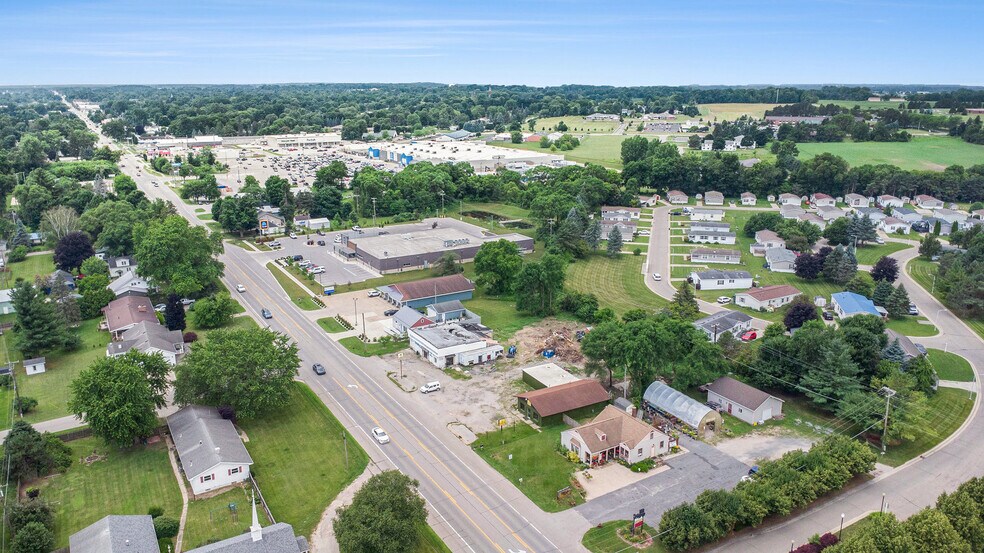 More Photos Of 1223 E Caro Rd, Caro Storefront For Sale