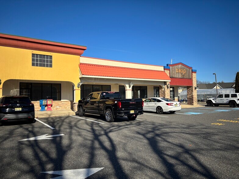 More Photos Of 2027 State Route 35, Wall Township General Retail For Lease