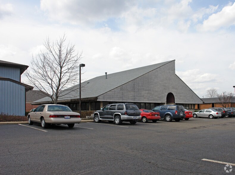 Primary Photo Of 70 N Miller Rd, Akron Office For Lease