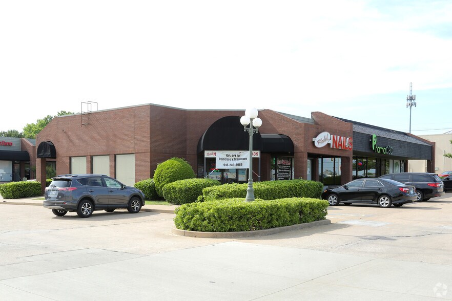 More Photos Of 7104 S Mingo Rd, Tulsa Unknown For Lease