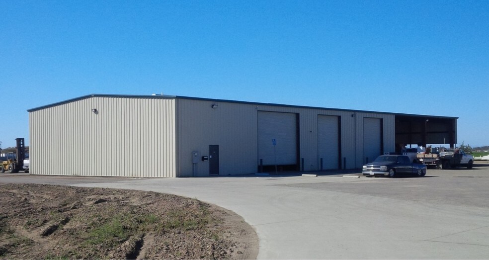 Primary Photo Of 10500 8th Ave, Hanford Warehouse For Lease