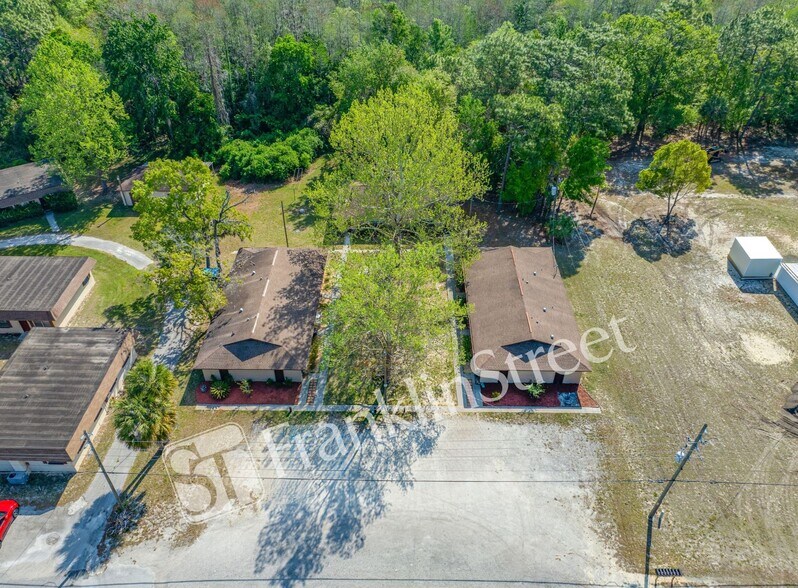 More Photos Of 4111 Alabama, Homosassa Apartments For Sale
