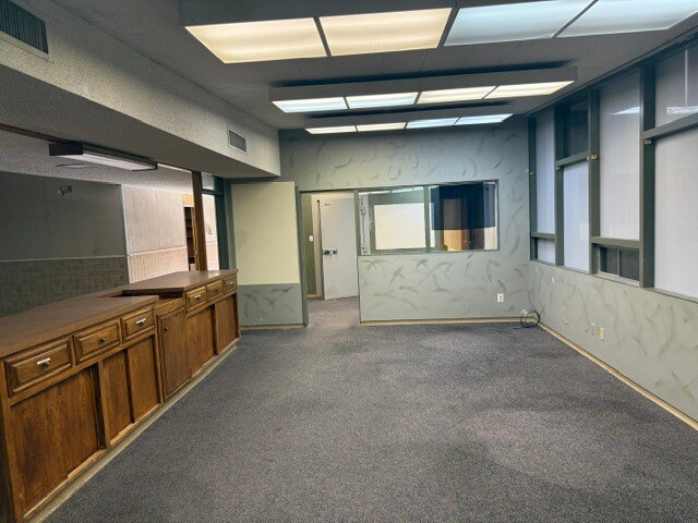 More Photos Of 222 Minner Ave, Bakersfield Medical For Sale