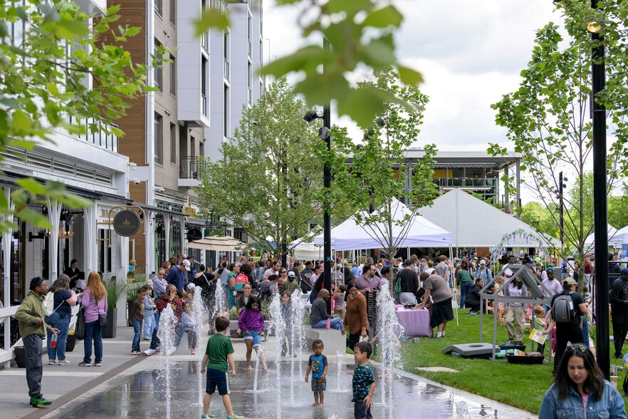 More Photos Of 6000 Merriweather Dr, Columbia Unknown For Lease