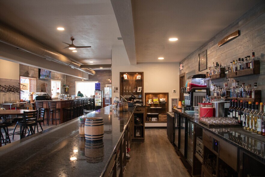 More Photos Of 5781 State Highway 42, Sturgeon Bay Storefront Retail Residential For Sale