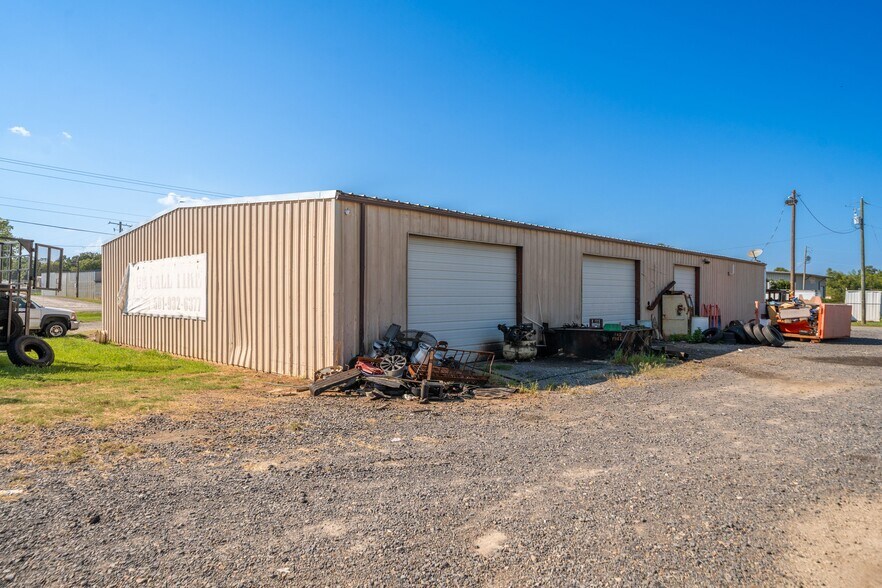 More Photos Of 679 Highway 365, Mayflower Office For Sale